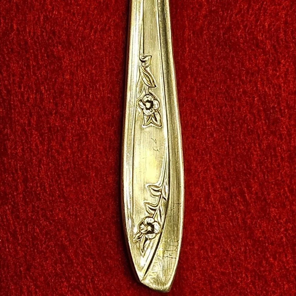 Wm Rogers‎ 1957 LADY FAIR Silver Plate Pie Cake Dessert Pastry Server Very Nice